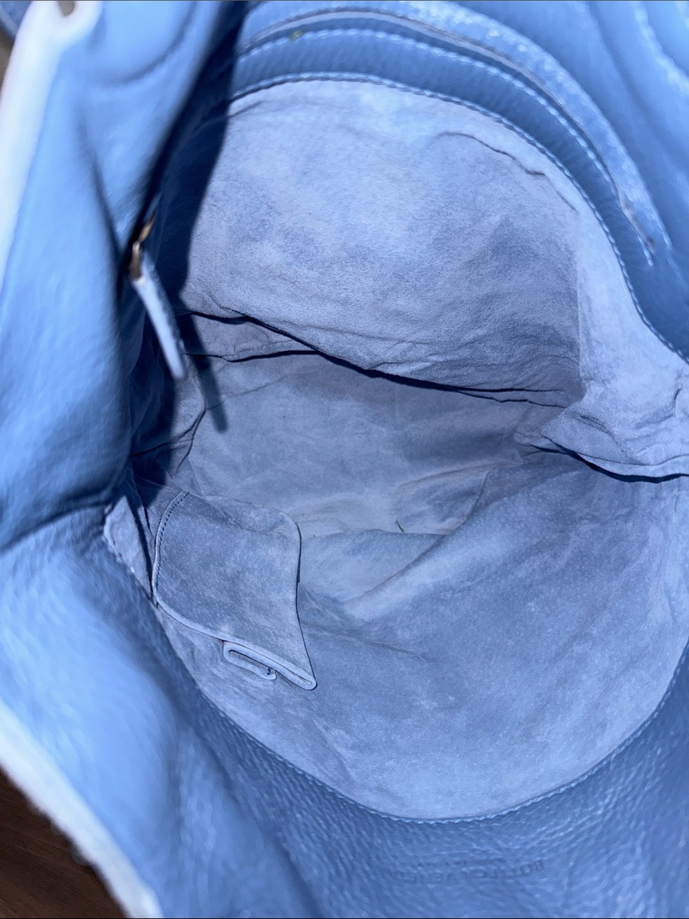 Bottega Veneta Blue Leather Woven Motif Bucket Bag - Picture 7 of 13